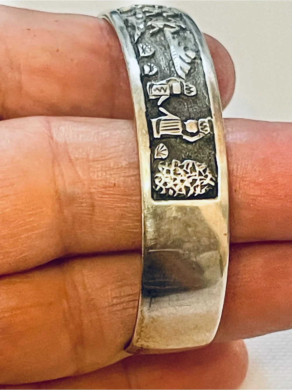 VTG NATIVE AMERICAN Navajo storyteller STERLING cuff bracelet 24 G Sz 6.75-7